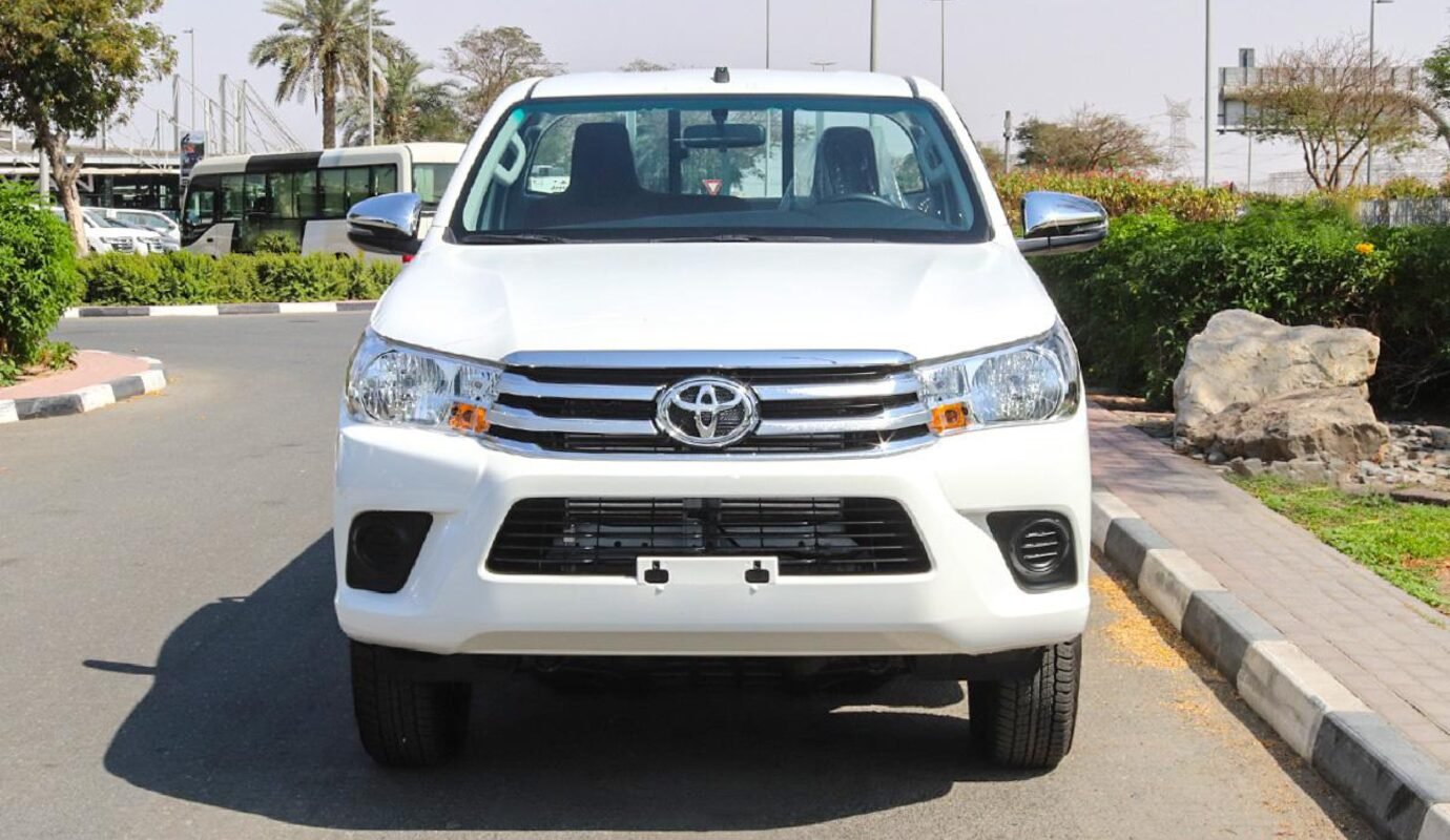 تويوتا هايلوكس SGLX 4×4 2.4L ديزل أوتوماتيك