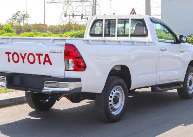 تويوتا هايلوكس SGLX 4×4 2.4L ديزل أوتوماتيك