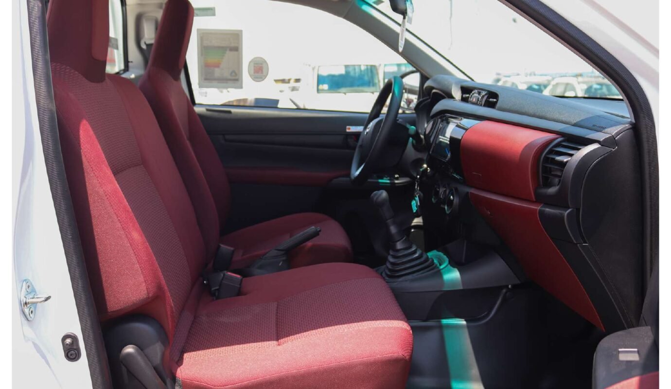 تويوتا هيلوكس جي إل، كابينة مفردة، 2025