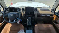 ⁦تويوتا لاند كروزر 2025 رمادي - LC 76 2.8L AT Diesel⁩ - الصورة ⁦6⁩