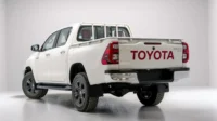⁦Toyota Hilux Double Cab 2.4L 2025 manual⁩ - الصورة ⁦5⁩