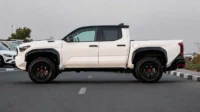 Toyota Tacoma TRD Pro i-FORCE MAX 2025 | White / Black - الصورة 2