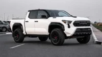 Toyota Tacoma TRD Pro i-FORCE MAX 2025 | White / Black - الصورة 5
