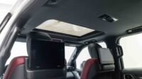 ⁦Toyota Land Cruiser 300 VXR+ 3.3L Twin Turbo Diesel 4WD AT 2026⁩ - الصورة ⁦17⁩