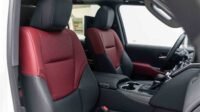 ⁦Toyota Land Cruiser 300 VXR+ 3.3L Twin Turbo Diesel 4WD AT 2026⁩ - الصورة ⁦26⁩
