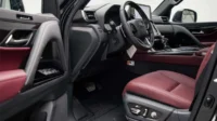 Lexus LX500D
