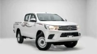 2026 Toyota HILUX - Image 2