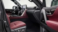 Lexus LX500D