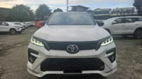 toyota fortuner gr s