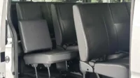 toyota hiace commuter