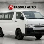 toyota hiace commuter
