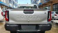 TOYOTA HILUX E SILVER