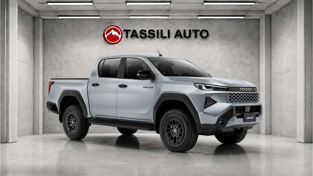 TOYOTA Hilux 2.8 E 4×4 MT TOYOTA Hilux 2.8 E 4×4 MT