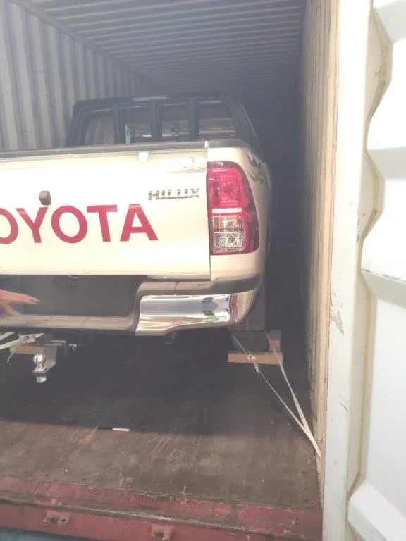 Toyota Hilux Full