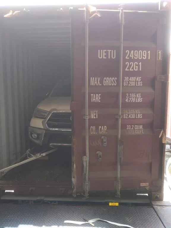 Loading Hilux Car Shipment