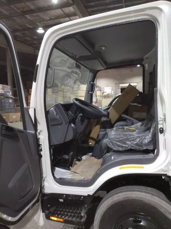 شحن سيارة Isuzu من دبي 1