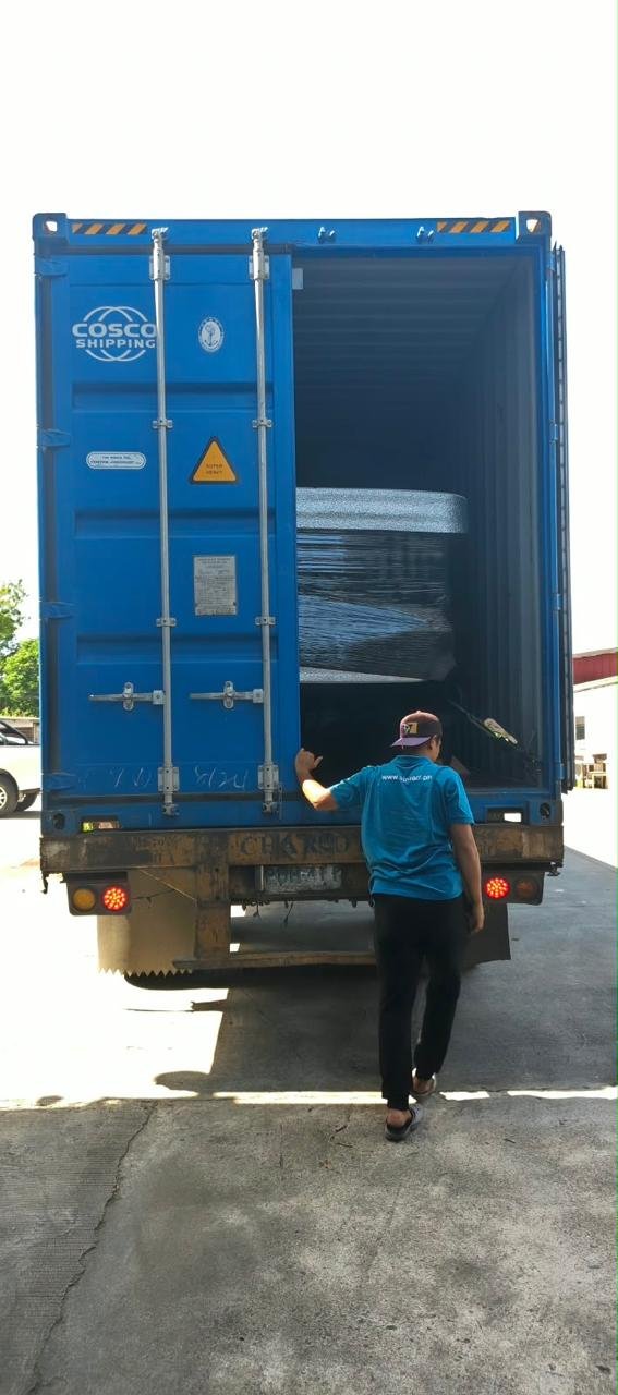 SHIPPING 2 UNITS HILUX GR AND COUNQUEST (16)
