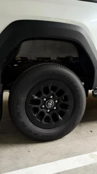 TOYOTA HILUX PRO 2.8 4x2 AT – NEW SHAPE